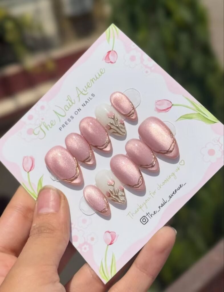 Nude Gilded Tips